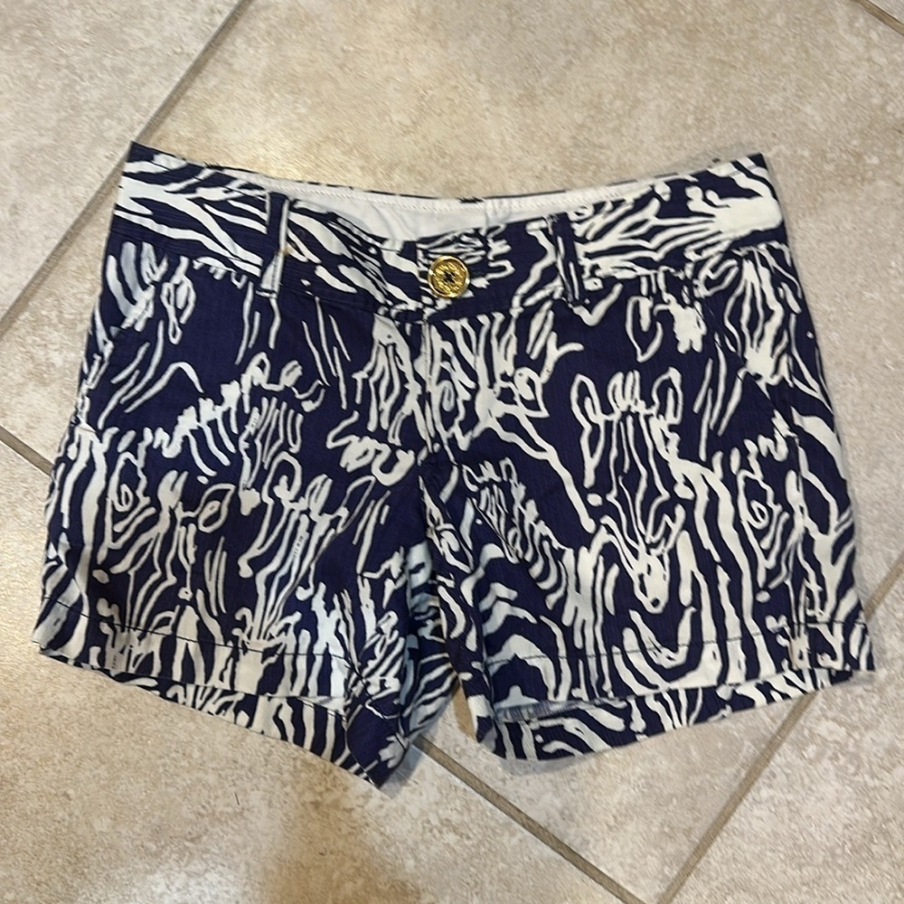 Lilly Pulitzer Callahan Twill Shorts Hidden Zebra 0 Navy - Picture 2 of 8